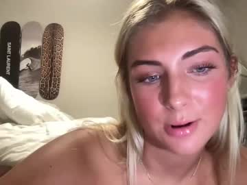 girl My Sexy Wet Pussy Cam On Chaturbate with lovelyaveryy