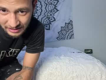 couple My Sexy Wet Pussy Cam On Chaturbate with yurdreams_22