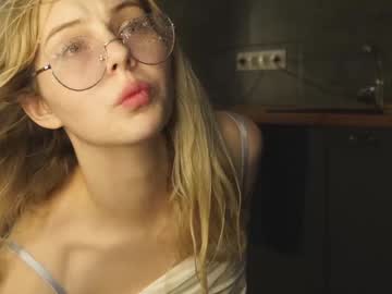 girl My Sexy Wet Pussy Cam On Chaturbate with ellizabetta